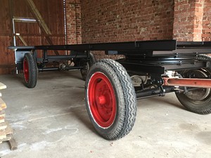 Die Unterkonstruktion noch nicht auf den Wagen aufgebaut.