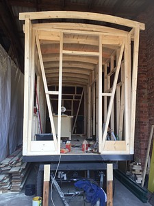 Ständerwerk 6 x 8 KVH an der Oberseite wo der große Balkon angebaut wird.